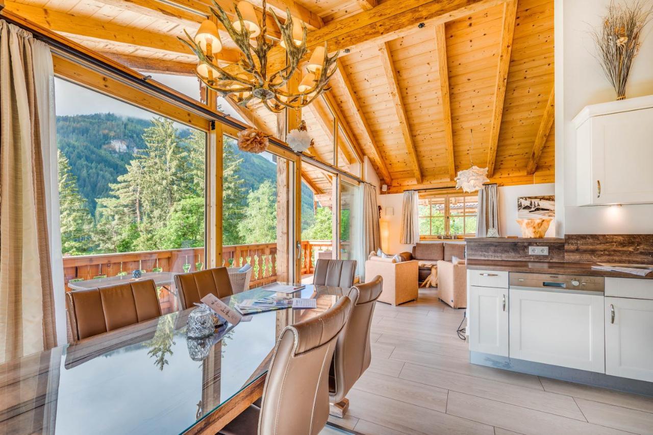 Chaletdorf Am Sonnenhang Neukirchen am Großvenediger Εξωτερικό φωτογραφία